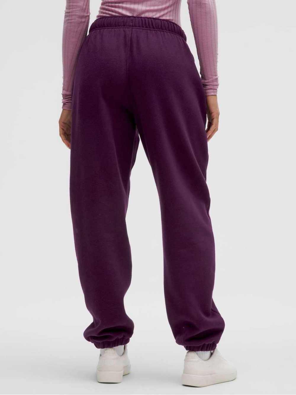Lululemon Scuba Mid-Rise Oversized Jogger *Regular
Dramatic Magenta